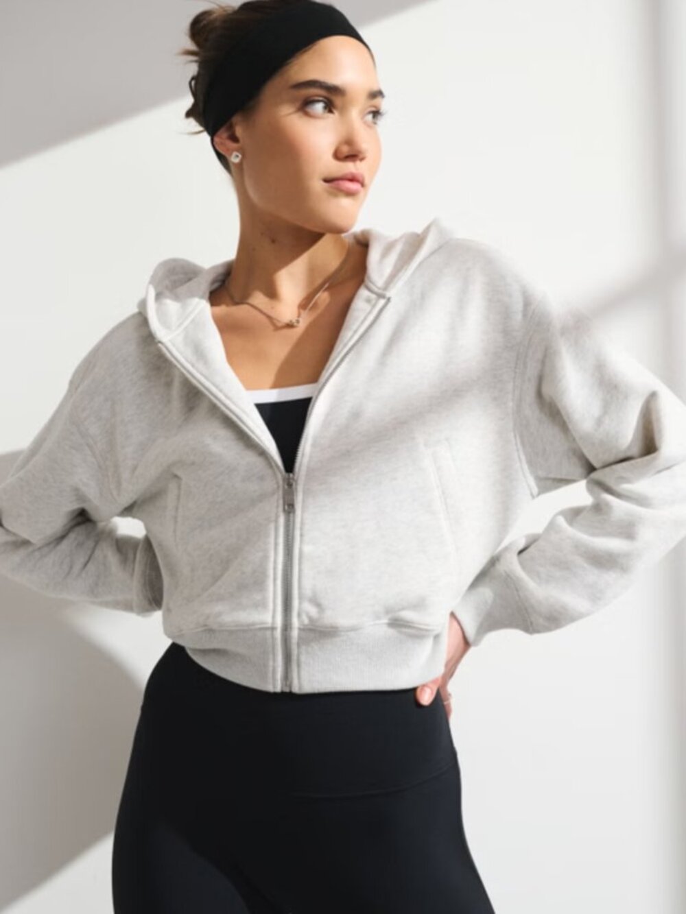 Abercombie & Fitch YPB On The Go 6AM Cropped Full Zip Hoodie Sz Small